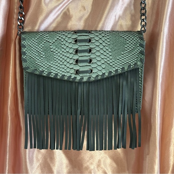 Gray Snake Print Fringe Clutch Crossbody | Animal Print Tassel Bag - Picture 1 of 10